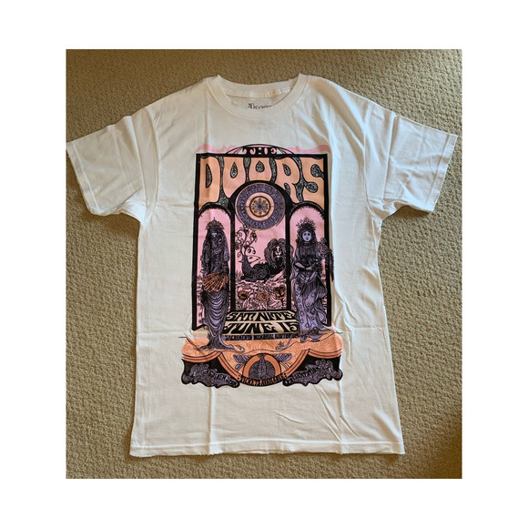 NWT Buckle The Doors White Graphic Tee - Picture 1 of 3